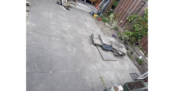 Grote vierkante tuintegels 25m2