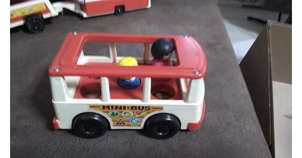 Minibus fisher price