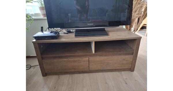Televisiekast van Jysk