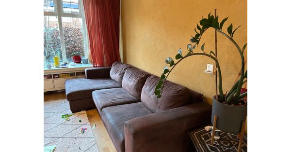 Bruine bank in goede staat