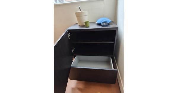 Kastje met 2 vakken en 1 lade (2 stuks)