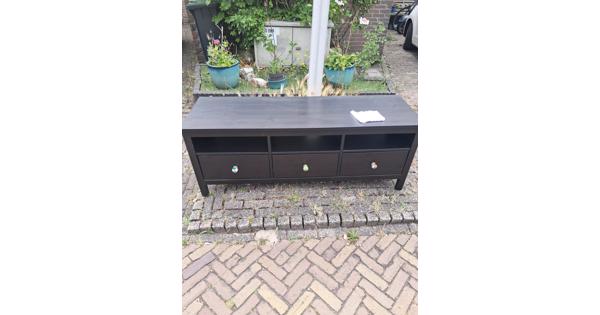 Tv meubel af te halen