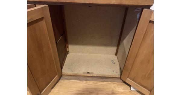 Houten dressoir