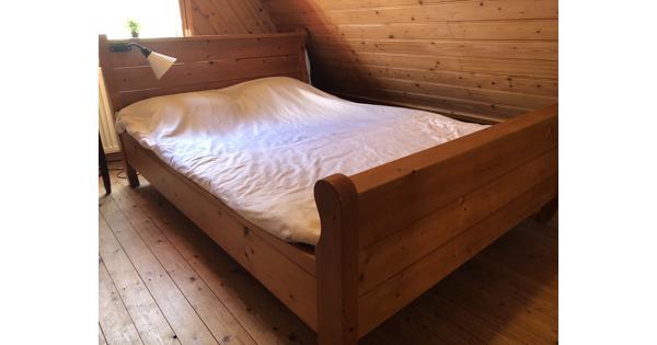 Ledikant/bed 140x200