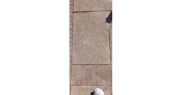 16 betonnen terrastegels 40x60