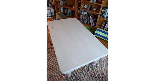 Houten salontafel (70cm x 120cm) met lade