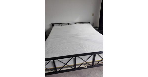 Bed met matras