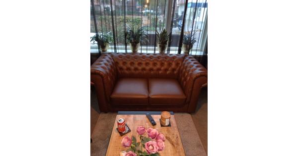 Lederlook Chesterfield