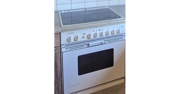 Inbouw oven-magnetron combinatie met elektrische kookplaat (geen inductie)