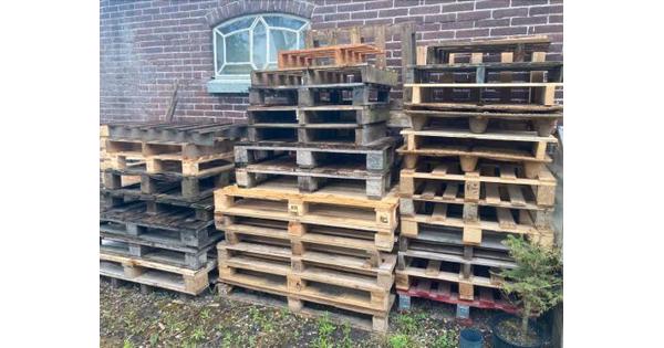 gratis diverse kleine grote pallets pallet