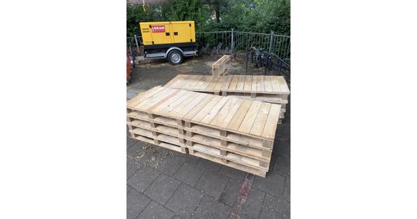 18 NIEUWE PALLETS