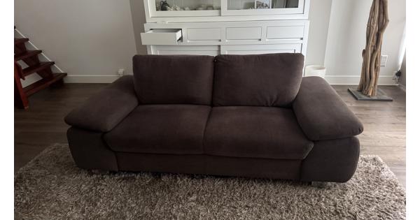 Mooie uitschuifbare 2-Zits bank