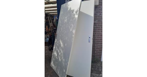 2 binnendeuren 84 cm breed
