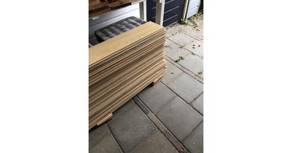Klik laminaat 60 hele planken,  ongeveer 12 m2