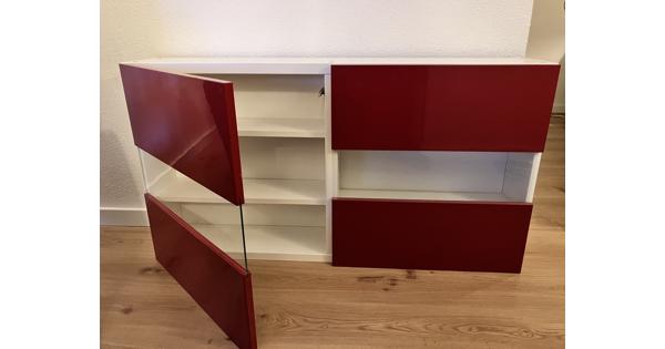 Ikea kastje rood/wit