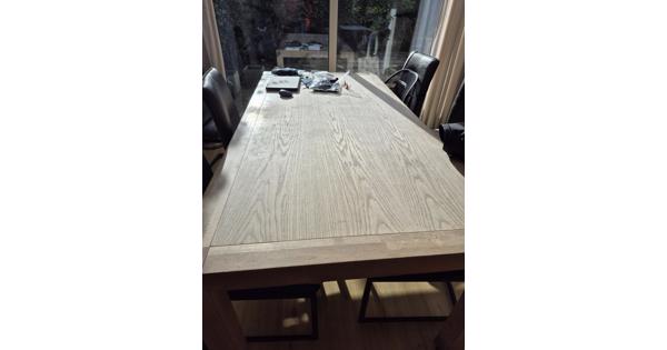 Eiken houten eettafel 