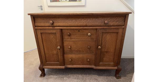 Klassiek dressoir