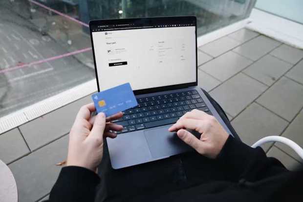 De voor- en nadelen van online winkelen: Top 10 inzichten